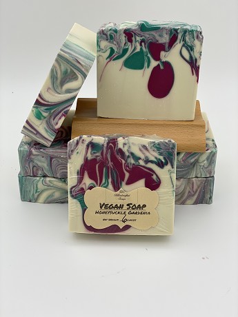El's Handcrafted Soap: Product image 1